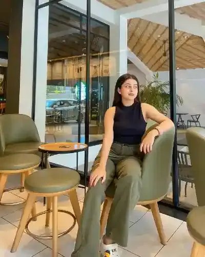 Escort Service Saputara