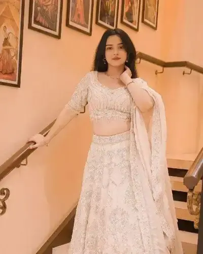 Escort Saputara