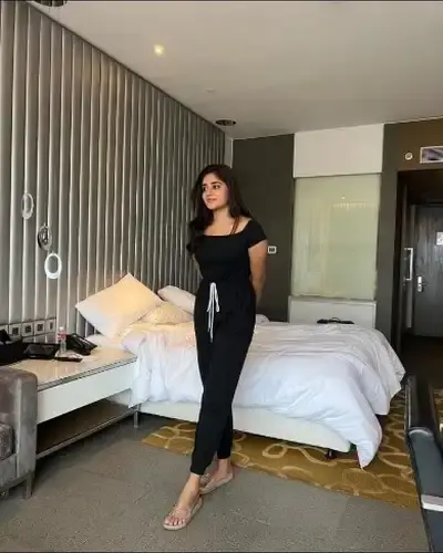 Call Girls Service in Saputara